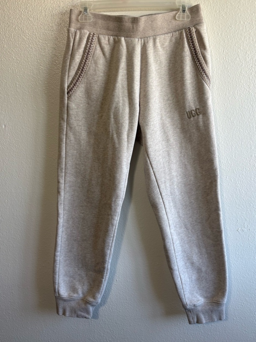 UGG Men’s Small Caribou Heather Tasman Joggers Fleece Minimalist Comfort Neutral